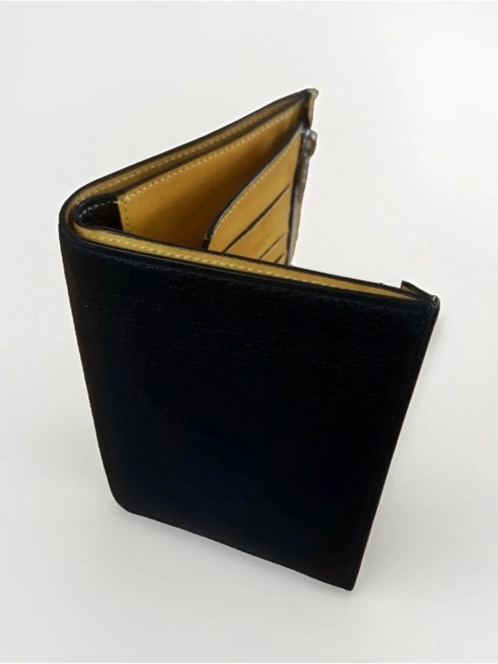Maison Margiela Archival Pop Color Collection Luxury Bifold Wallet 4 Stitch